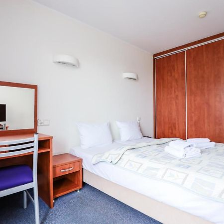 Bielik Apartament B12 Spa I Wellness Z Balkonem Blisko Plazy เมียนซิดดรอแย ภายนอก รูปภาพ