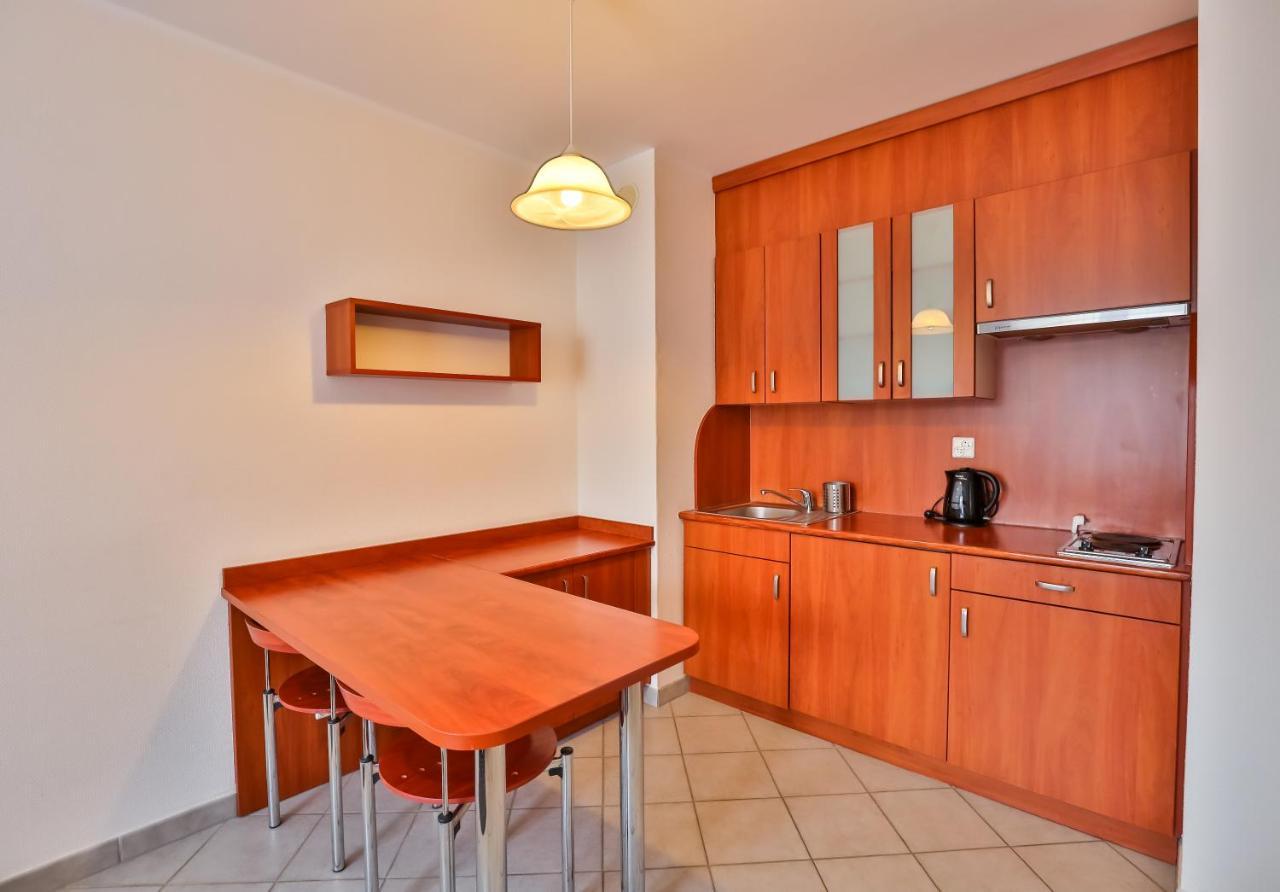 Bielik Apartament B12 Spa I Wellness Z Balkonem Blisko Plazy เมียนซิดดรอแย ภายนอก รูปภาพ
